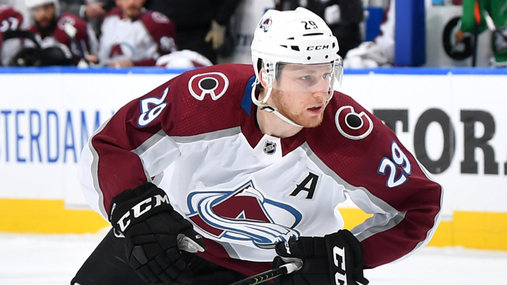 Нэтан Маккиннон