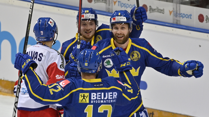 Сборная Швеции в матче с Чехией