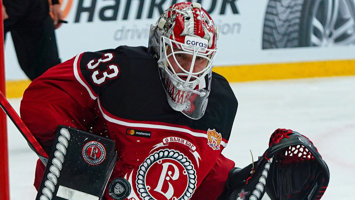 Илья Ежов в игре с «Ак Барсом»