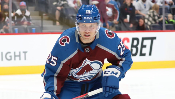 Девон Тэйвз