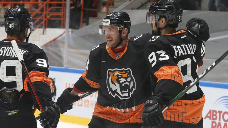 «Амур» в домашнем матче с «Трактором»