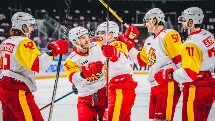 «Йокерит» в игре с рижским «Динамо»