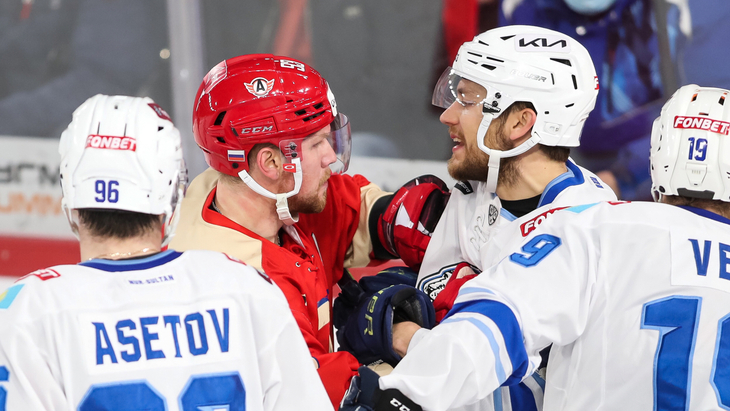 «Барыс» в игре с «Автомобилистом»