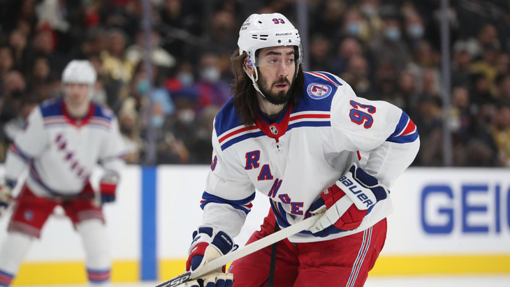 Мика Зибанежад