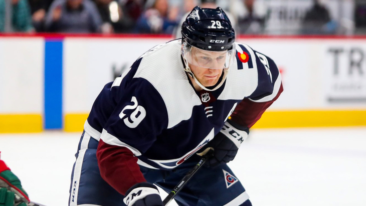 Натан Маккиннон