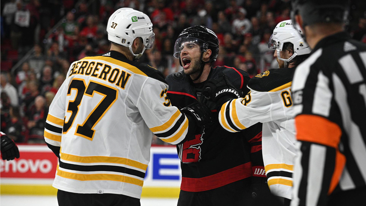 Второй матч между «Каролиной» и «Бостоном»