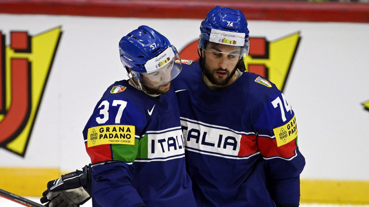 Италия в игре с Канадой