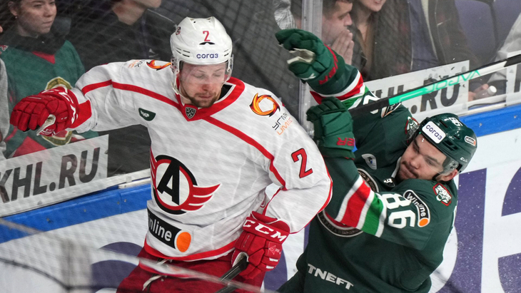 Первый матч между «Ак Барсом» и «Автомобилистом» в Казани