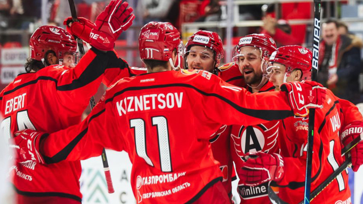 «Автомобилист» в игре с «Барысом»