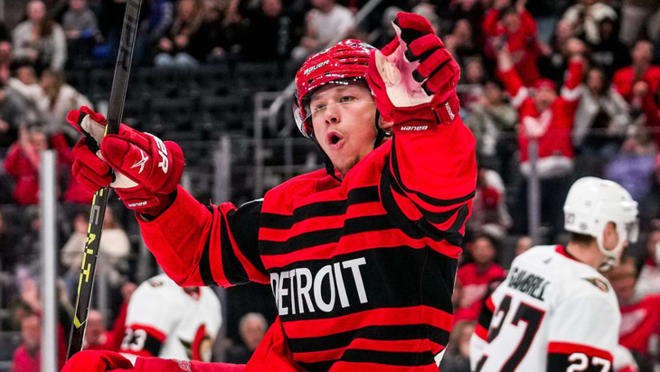 Лукас Рэймонд