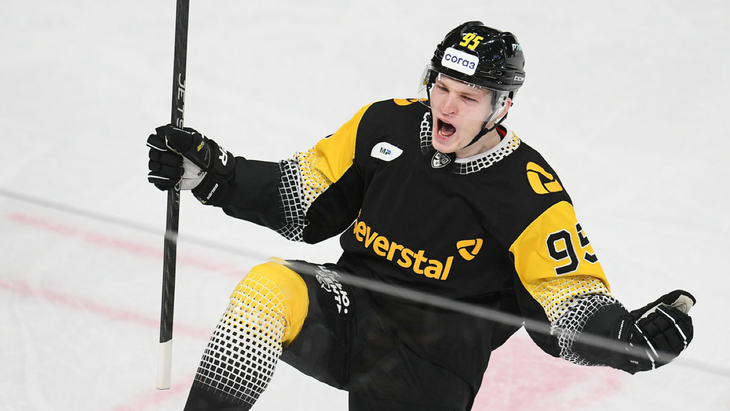 Максим Колмыков