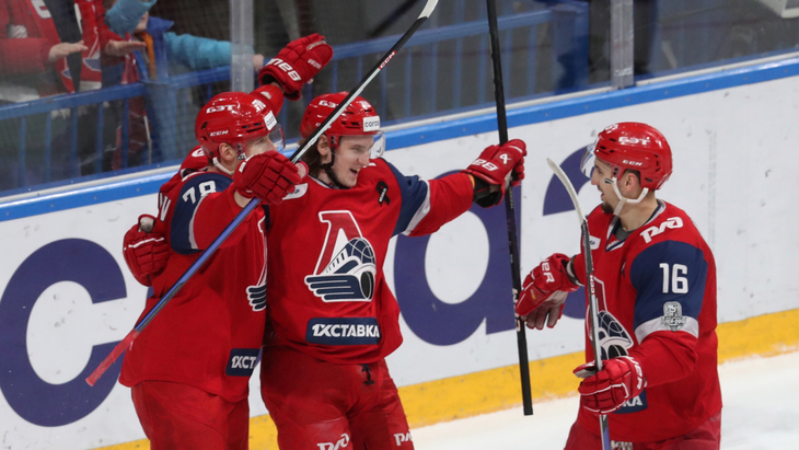 «Локомотив» во втором матче с «Витязем»