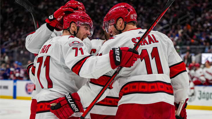 «Каролина» в выездной игре в Нью-Йорке