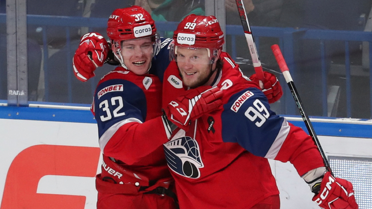 «Локомотив» одержал победу над «Куньлунем»