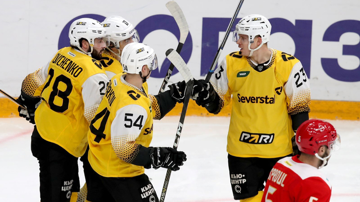 «Северсталь» в матче с «Куньлунем»