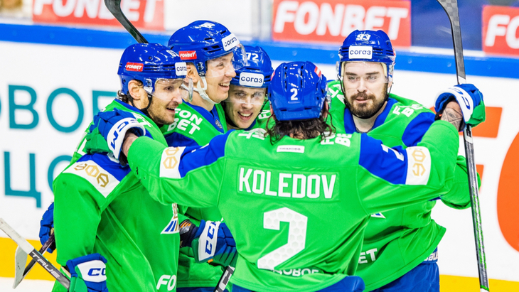 «Салават Юлаев» в матче с «Барысом»