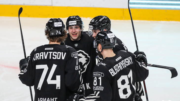 «Трактор» в матче с «Ак Барсом»