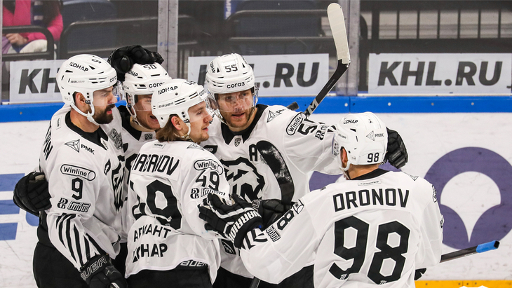 «Трактор» в матче с «Динамо» Москва