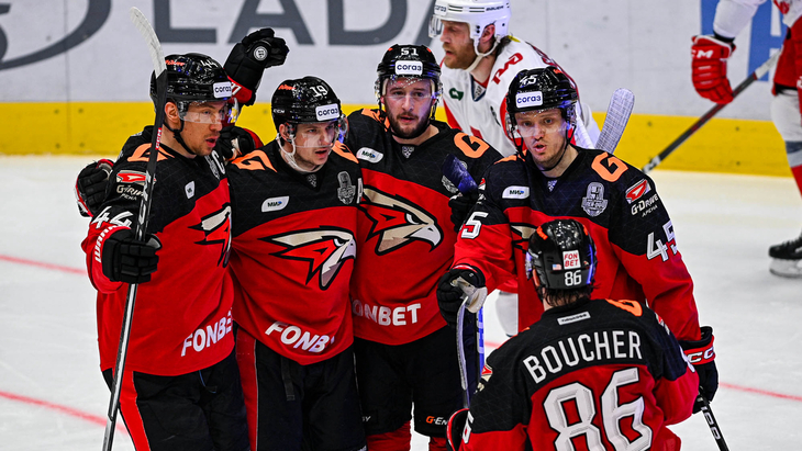 «Авангард» в пятом матче серии