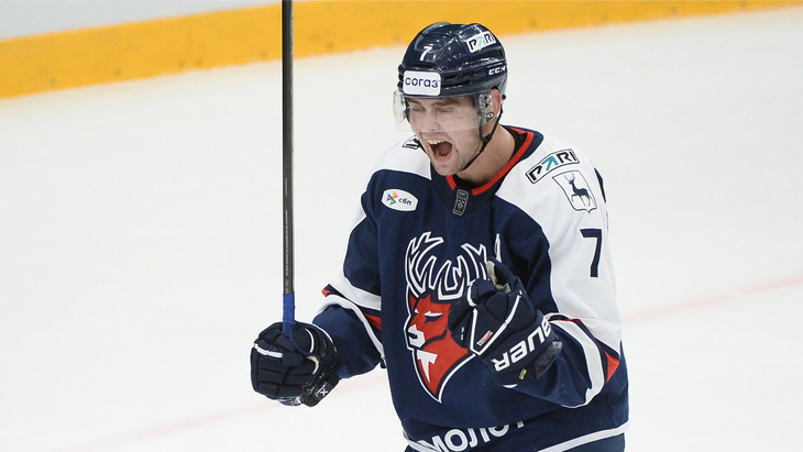 Максим Летунов