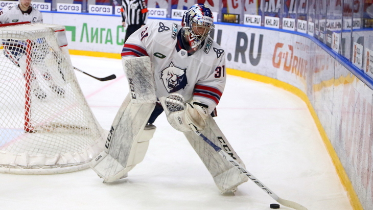 «Нефтехимик»