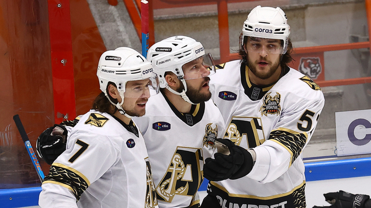 «Адмирал» в дальневосточном дерби