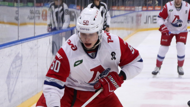 Даниил Бут — нападающий «Локомотива»