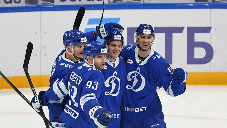 «Динамо» в матче с «Автомобилистом»