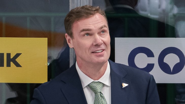 Виктор Козлов — главный тренер «Салавата Юлаева»