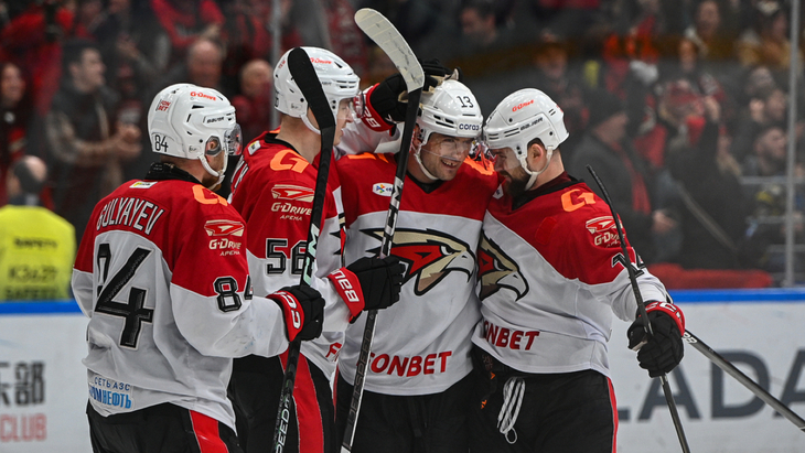 «Авангард» разгромил «Куньлунь»