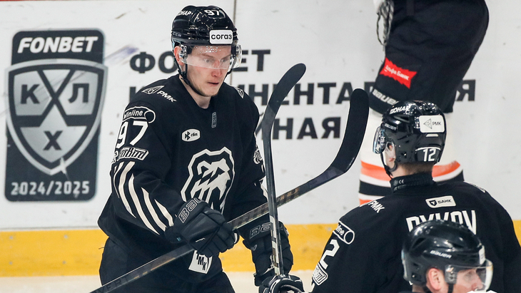 «Трактор» в матче с «Амуром»