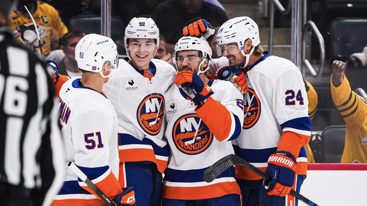 «Айлендерс» в матче с «Питтсбургом»