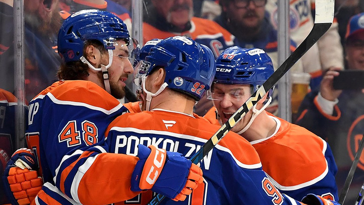 «Эдмонтон» в игре с «Ванкувером»