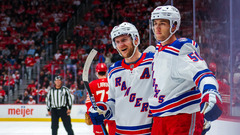 «Рейнджерс» разбили «Детройт»