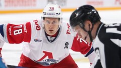 Максим Шалунов, игрок хоккейного клуба «Локомотив»