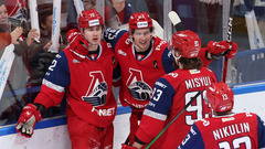 «Локомотив» дома уступил «Амуру»