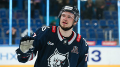 «Нефтехимик» в драматичном матче обыграл «Авангард»