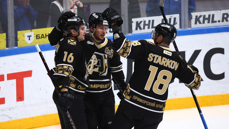 «Адмирал» разбил «Амур» (4:1)