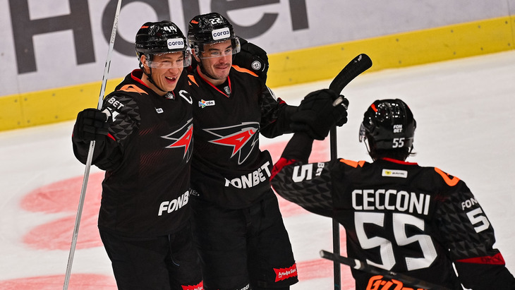 «Авангард» обыграл ЦСКА на домашнем льду