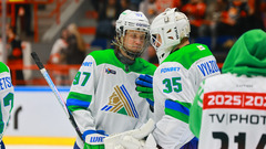 «Салават Юлаев» разгромил «Амур»