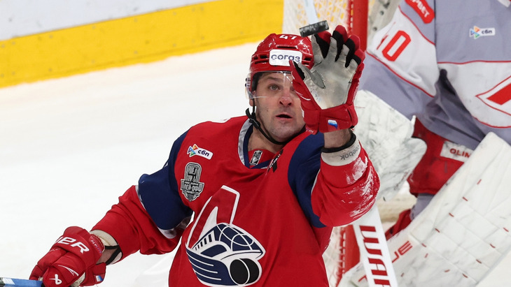 Александр Радулов