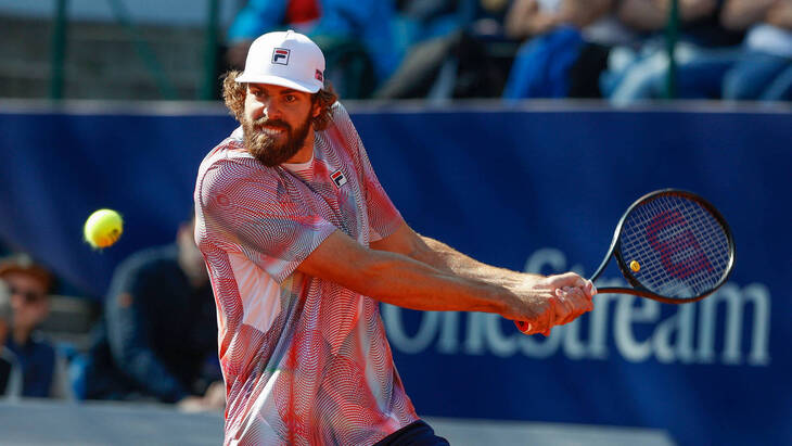 Райли Опелка