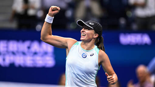 Прогноз на матч Ига Свёнтек  — Чжэн Циньвэнь 