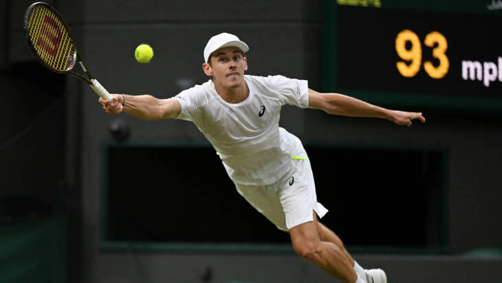 Алекс Де Минаур