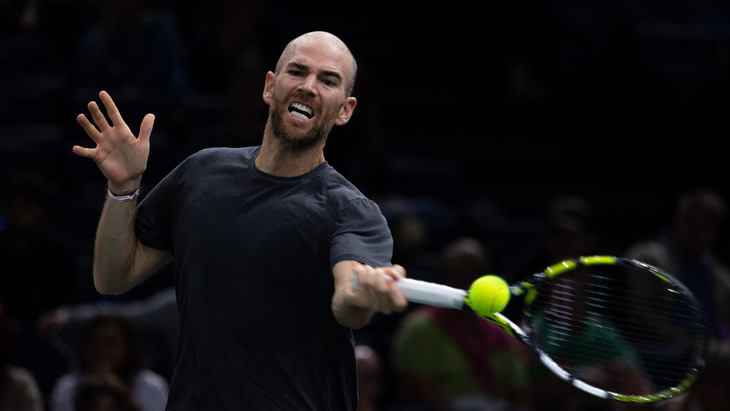 Адриан Маннарино