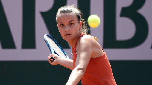 Прогноз на матч Кэролайн Доулхайд — Клара Бюрель *