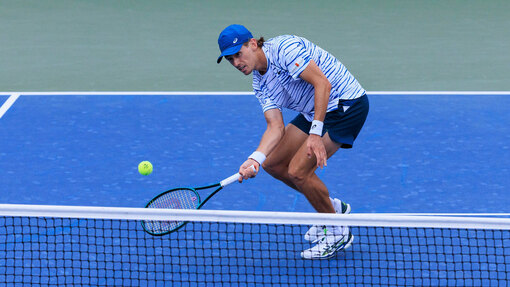 * Алекс де Минаур — Миомир Кецманович. Прогноз и ставка на матч Прогноз на матч * Алекс де Минаур — Миомир Кецманович