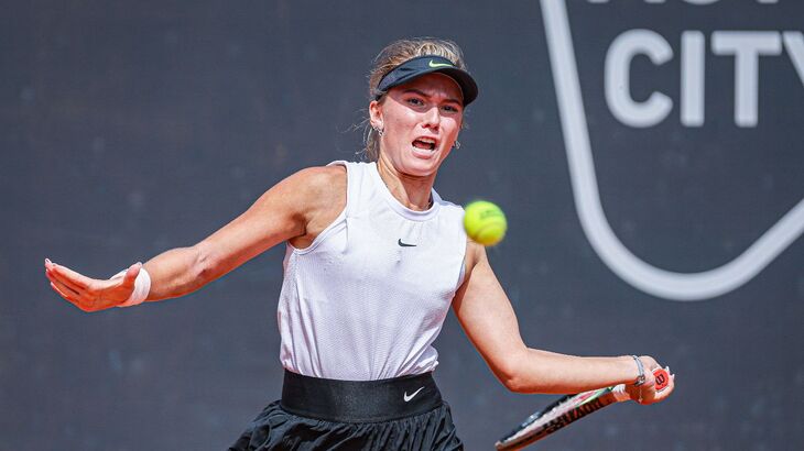 Оксана Селехметьева