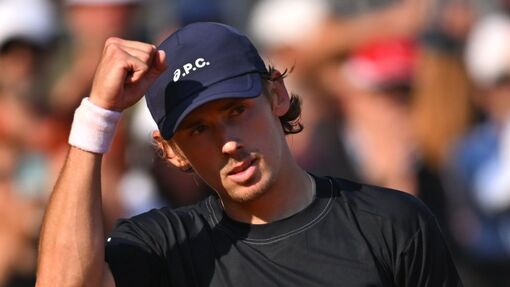 Лука Нарди — Алекс де Минаур. Прогноз и ставка на матч Прогноз на матч Лука Нарди — Алекс де Минаур