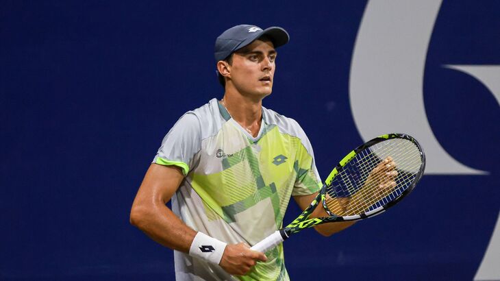 Адам Уолтон